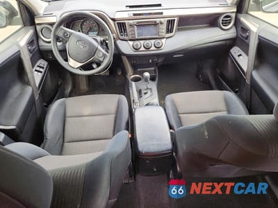 Zdjęcie 8 z 13 samochodu: 2015 TOYOTA RAV4 LE VIN:JTMBFREV1FD112355 - miniatura