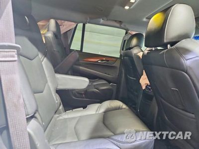 Zdjęcie 11 z 13 samochodu: 2016 CADILLAC ESCALADE LUXURY VIN:1GYS4BKJ3GR209862 - miniatura