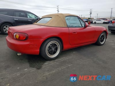 Trzecie zdjęcie samochodu z tyłu: 1999 MAZDA MX-5 MIATA VIN:JM1NB3532X0100101 - miniatura