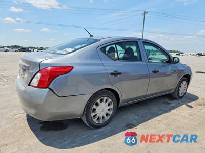 Trzecie zdjęcie samochodu z tyłu: 2012 NISSAN VERSA S/SV/SL VIN:3N1CN7APXCL868276 - miniatura