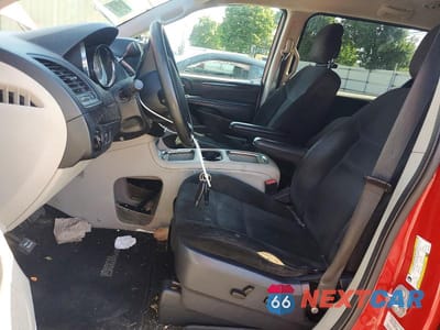Zdjęcie 7 z 13 samochodu: 2016 DODGE GRAND CARAVAN SXT VIN:2C4RDGCG9GR161394 - miniatura