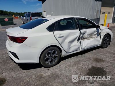 Piąte zdjęcie samochodu w środku: 2019 KIA FORTE LXS VIN:3KPF24AD4KE117281 - miniatura