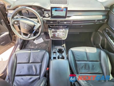 Zdjęcie 8 z 12 samochodu: 2021 LINCOLN CORSAIR VIN:5LMCJ1DH7MUL10430 - miniatura