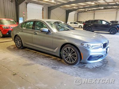 Czwarte zdjęcie samochodu z boku: 2019 BMW 530 XI VIN:WBAJA7C55KWW12676 - miniatura