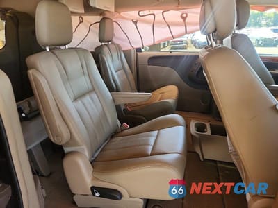 Zdjęcie 11 z 13 samochodu: 2015 CHRYSLER TOWN & COUNTRY TOURING L VIN:2C4RC1CG6FR639012 - miniatura