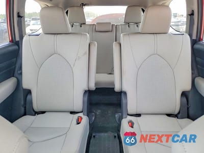 Zdjęcie 10 z 13 samochodu: 2025 TOYOTA GRAND HIGHLANDER LE VIN:5TDAAAA5XSS029085 - miniatura