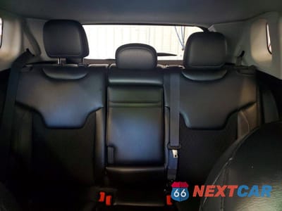 Zdjęcie 10 z 14 samochodu: 2018 JEEP COMPASS LATITUDE VIN:3C4NJCBB5JT338856 - miniatura