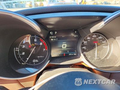 Zdjęcie 9 z 12 samochodu: 2019 ALFA ROMEO GIULIA VIN:ZARFANAN7K7601579 - miniatura