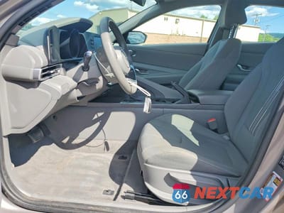 Zdjęcie 7 z 12 samochodu: 2023 HYUNDAI ELANTRA SEL VIN:KMHLM4AG6PU600718 - miniatura