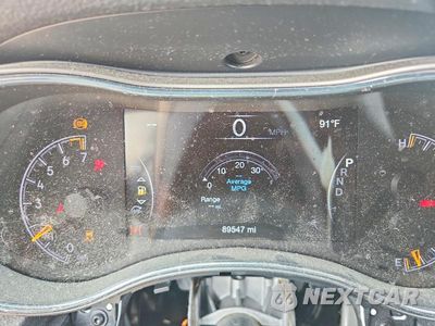 Zdjęcie 9 z 13 samochodu: 2021 JEEP GRAND CHEROKEE LAREDO VIN:1C4RJFAG3MC797206 - miniatura