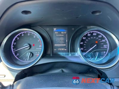 Zdjęcie 8 z 10 samochodu: 2020 TOYOTA CAMRY SE VIN:4T1G11AK0LU346463 - miniatura