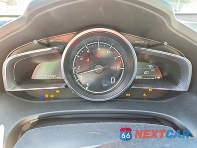 Zdjęcie 9 z 12 samochodu: 2018 MAZDA 3 GRAND TOURING VIN:3MZBN1M35JM265593 - miniatura