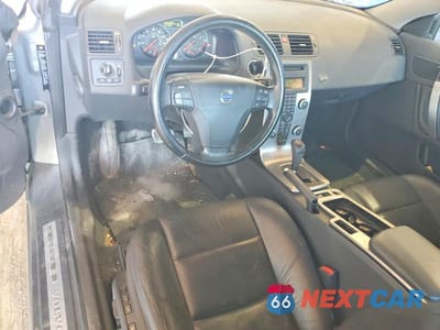 Zdjęcie 8 z 12 samochodu: 2010 VOLVO C70 T5 VIN:YV1672MC4AJ090118 - miniatura