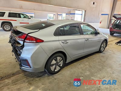 Trzecie zdjęcie samochodu z tyłu: 2022 HYUNDAI IONIQ BLUE VIN:KMHC65LC0NU270162 - miniatura