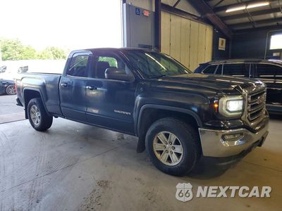 Czwarte zdjęcie samochodu z boku: 2017 GMC SIERRA K1500 SLE VIN:1GTV2MEHXHZ239441 - miniatura