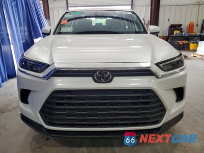 Piąte zdjęcie samochodu w środku: 2026 TOYOTA GRAND HIGHLANDER LE VIN:5TDAAAA54TS042917 - miniatura