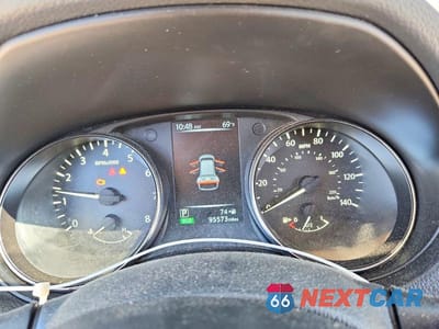 Zdjęcie 9 z 14 samochodu: 2017 NISSAN ROGUE S VIN:5N1AT2MV5HC817113 - miniatura