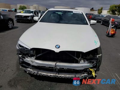 Piąte zdjęcie samochodu w środku: 2020 BMW 530 XI VIN:WBAJR7C02LCE53747 - miniatura