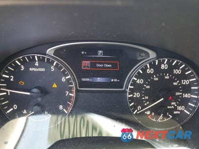 Zdjęcie 9 z 13 samochodu: 2018 NISSAN PATHFINDER S VIN:5N1DR2MN4JC628258 - miniatura