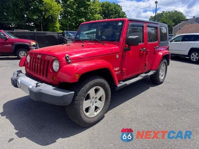 Drugie zdjęcie samochodu z przodu: 2010 JEEP WRANGLER UNLIMITED SAHARA VIN:1J4BA5H16AL215165 - miniatura