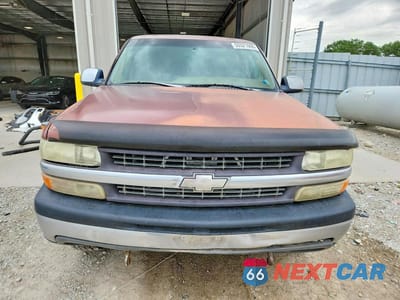 Piąte zdjęcie samochodu w środku: 1999 CHEVROLET SILVERADO K1500 VIN:2GCEK19T1X1260800 - miniatura