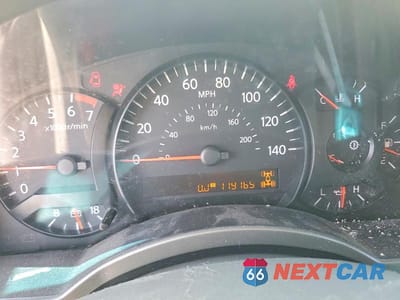Zdjęcie 9 z 13 samochodu: 2004 NISSAN ARMADA SE VIN:5N1AA08B84N735353 - miniatura