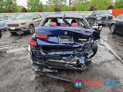 Zdjęcie 6 z 12 samochodu: 2022 BMW 330XE VIN:WBA5P9C04NFM09489 - miniatura