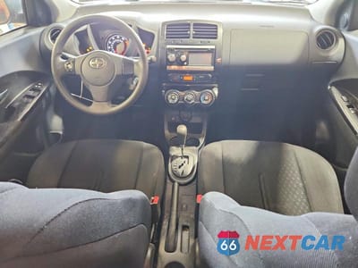 Zdjęcie 8 z 12 samochodu: 2010 SCION XD BASE VIN:JTKKU4B4XA1004212 - miniatura