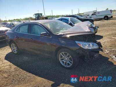 Czwarte zdjęcie samochodu z boku: 2015 CHEVROLET MALIBU 1LT VIN:1G11C5SLXFF204979 - miniatura