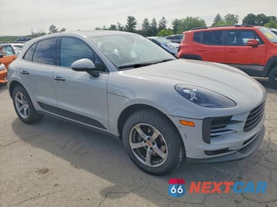 Czwarte zdjęcie samochodu z boku: 2020 PORSCHE MACAN VIN:WP1AA2A59LLB04429 - miniatura