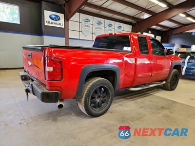 Trzecie zdjęcie samochodu z tyłu: 2009 CHEVROLET SILVERADO K1500 LT VIN:1GCEK29049Z100254 - miniatura