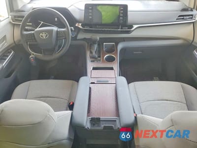 Zdjęcie 8 z 14 samochodu: 2024 TOYOTA SIENNA LE VIN:5TDKRKEC4RS188691 - miniatura