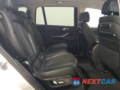 Zdjęcie 11 z 13 samochodu: 2026 BMW X7 XDRIVE40I VIN:5UX23EM03T9068458 - miniatura