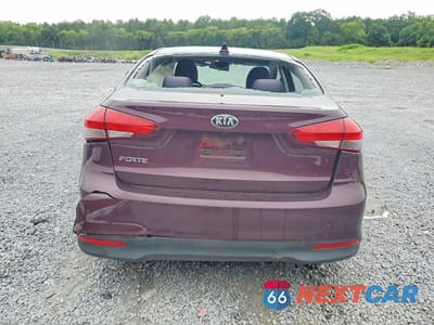 Zdjęcie 6 z 12 samochodu: 2018 KIA FORTE LX VIN:3KPFL4A79JE244114 - miniatura