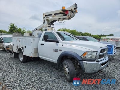 Czwarte zdjęcie samochodu z boku: 2015 RAM 4500 BUCKET TRUCK VIN:3C7WRLAJ0FG687030 - miniatura