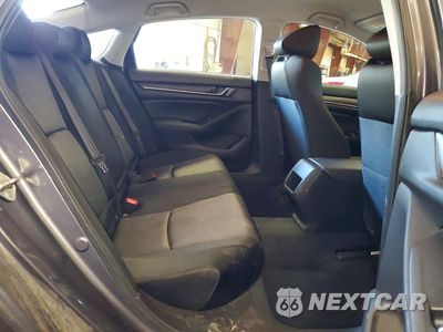 Zdjęcie 10 z 12 samochodu: 2019 HONDA ACCORD LX VIN:1HGCV1F17KA088614 - miniatura