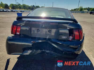 Zdjęcie 6 z 12 samochodu: 2000 FORD MUSTANG VIN:1FAFP4047YF123843 - miniatura