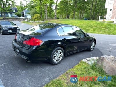 Czwarte zdjęcie samochodu z boku: 2011 INFINITI G37 SEDAN X VIN:JN1CV6ARXBM350894 - miniatura