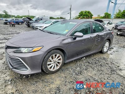 2023 TOYOTA CAMRY LE 4T1C11AK6PU727710 - główne zdjęcie licytacji z USA - miniatura