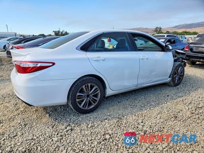 Trzecie zdjęcie samochodu z tyłu: 2017 TOYOTA CAMRY SE VIN:4T1BF1FK6HU400070 - miniatura