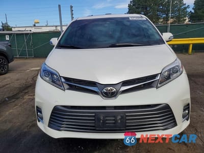Piąte zdjęcie samochodu w środku: 2019 TOYOTA SIENNA LIMITED 7-PASSENGER VIN:5TDDZ3DC2KS218681 - miniatura