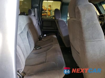 Zdjęcie 10 z 12 samochodu: 2002 GMC NEW SIERRA K1500 VIN:2GTEK19VX21130850 - miniatura