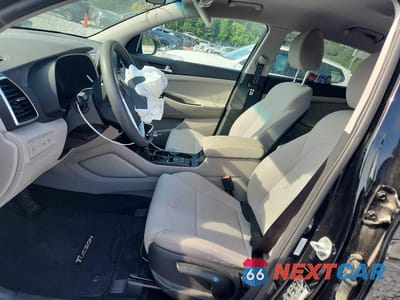 Zdjęcie 7 z 13 samochodu: 2019 HYUNDAI TUCSON SE VIN:KM8J23A41KU029242 - miniatura