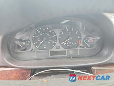 Zdjęcie 9 z 12 samochodu: 2003 BMW 325 XIT VIN:WBAEP33403PF03413 - miniatura
