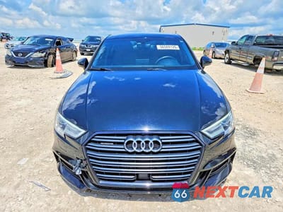 Piąte zdjęcie samochodu w środku: 2020 AUDI A3 S-LINE PREMIUM VIN:WAUBEGFF1LA096652 - miniatura