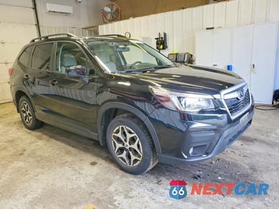 Czwarte zdjęcie samochodu z boku: 2019 SUBARU FORESTER PREMIUM VIN:JF2SKAEC8KH459939 - miniatura
