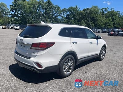 Czwarte zdjęcie samochodu z boku: 2018 HYUNDAI SANTA FE SE VIN:KM8SMDHF9JU267995 - miniatura