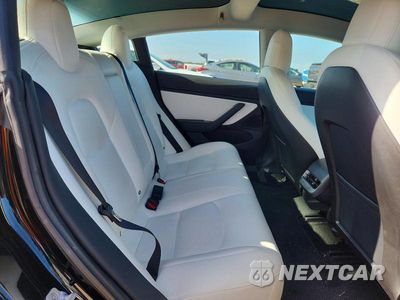 Zdjęcie 10 z 13 samochodu: 2018 TESLA MODEL 3 VIN:5YJ3E1EA0JF155849 - miniatura
