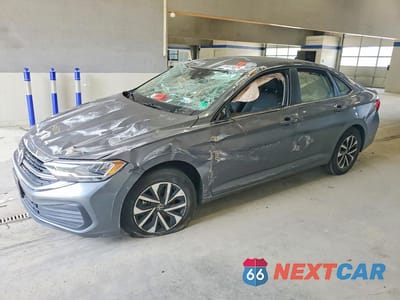 2024 VOLKSWAGEN JETTA S 3VW5M7BU8RM055578 - główne zdjęcie licytacji z USA - miniatura