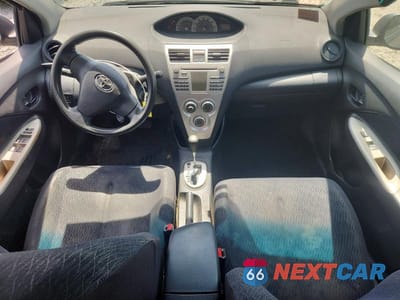 Zdjęcie 8 z 12 samochodu: 2008 TOYOTA YARIS BASE VIN:JTDBT923281194645 - miniatura